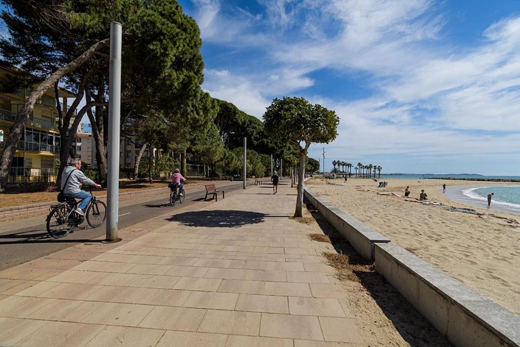 Vitaly Beach Cambrils Dış mekan fotoğraf